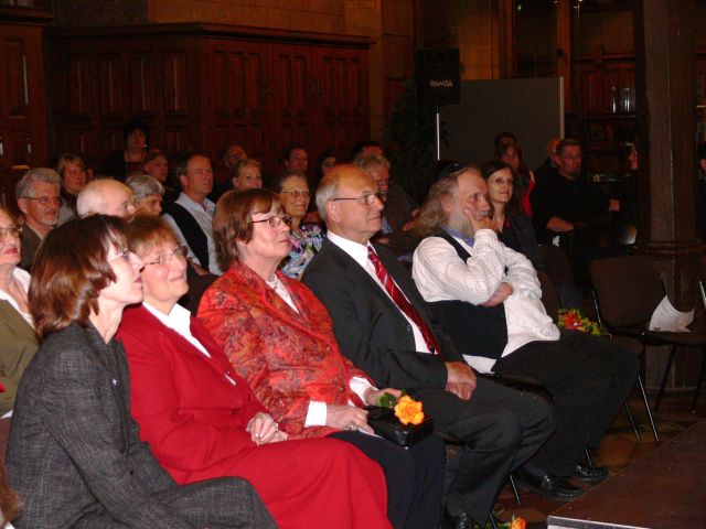 von links nach rechts: Frau Dr. Henze-Superintendatur, Frau Tichauer Moritz-Jüdisches Lehrhaus, Frau Gerhardy, Bürgermeister Gerhardy und Francois Lilienfeld